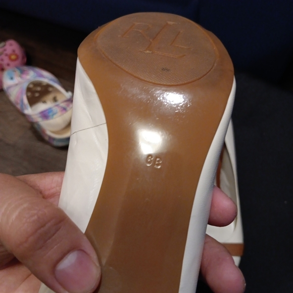 Lauren Ralph Lauren Leather White And Brown Heels Size 6B - Picture 6 of 6